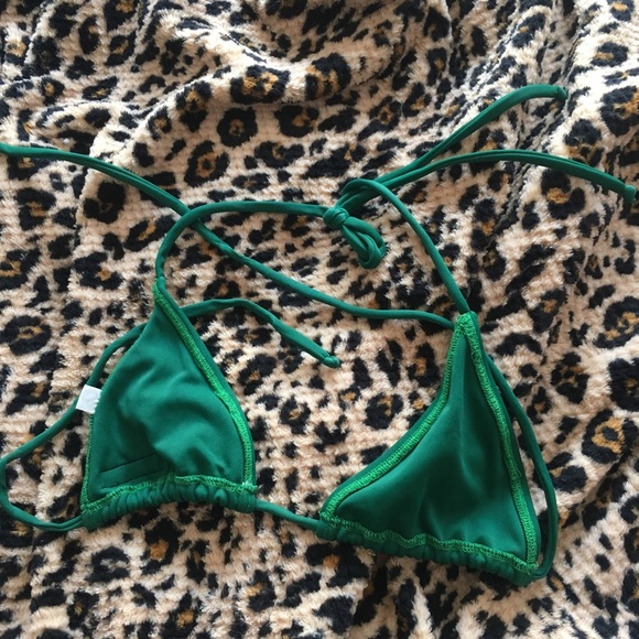 Maui Girl Bikini top - Picture 2 of 2